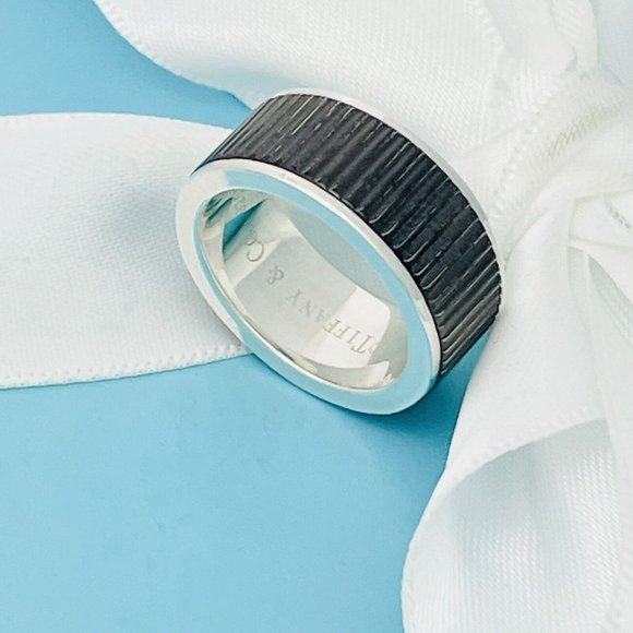 Size 6 Tiffany & Co Midnight Black Coin Edge Titanium and Silver Ring - Picture 2 of 7